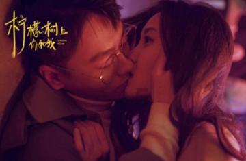 可爱女孩参加宴会